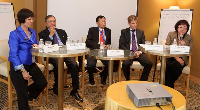 Panel discussion with maritime leaders