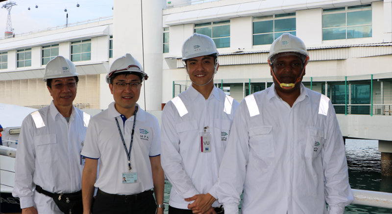 Chief Executive (CE) Andrew Tan conducted a surprise ferry inspection spot check on Friday, 29th January 2016. Together with the FSC surveyors, the inspection was part of MPA’s efforts to promote safe practices at sea as well as to cultivate safety culture within the passenger ferry sector.